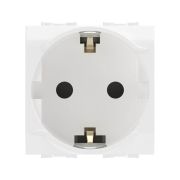 BRAVA Розетка 2 модуля с заземлением со шторками  белая